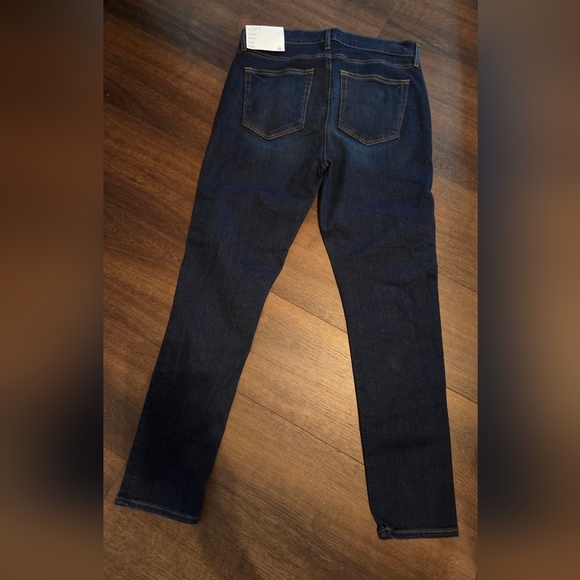 LOFT NWT Dark Blue Skinny Jeans - Picture 3 of 6